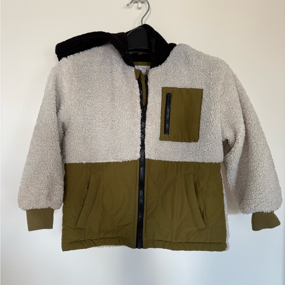 Zara Kids Sherpa Quilted Jacket in Cream and Olive with Black Hoody